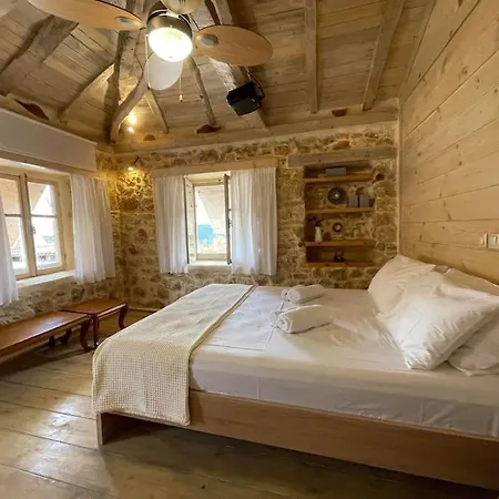 Agios Ioannis Stone With Private Heated Pool & Hydro-massage *
