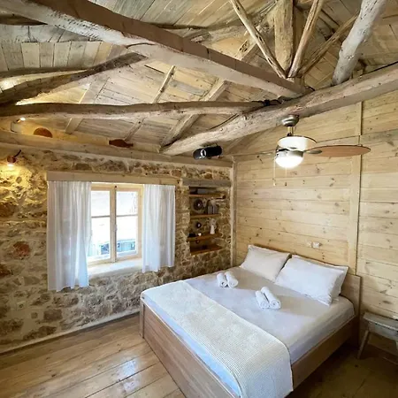Agios Ioannis Stone With Private Heated Pool & Hydro-massage *