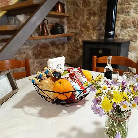 Agios Ioannis Stone With Private Heated Pool & Hydro-massage Agios Ioannis (Corinthia)