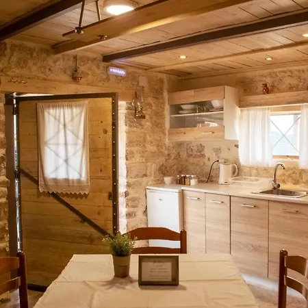 Holiday home Agios Ioannis Stone With Private Heated Pool & Hydro-massage Agios Ioannis (Corinthia)