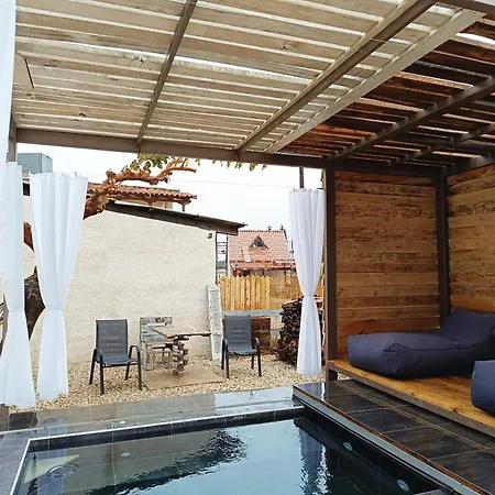 Agios Ioannis Stone With Private Heated Pool & Hydro-massage Agios Ioannis (Corinthia)